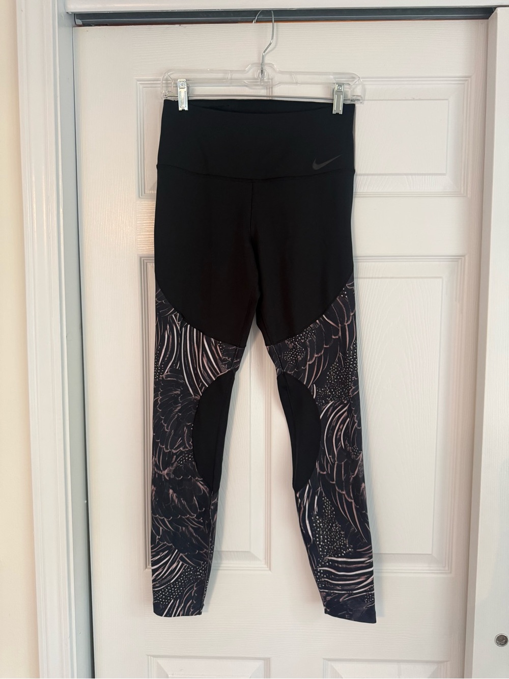 Nike Dr-Fit Black and Pink Patterned Activewear Leggings